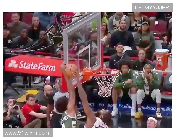 热火与雄鹿季后赛激战直播全程回顾精彩瞬间与赛后分析