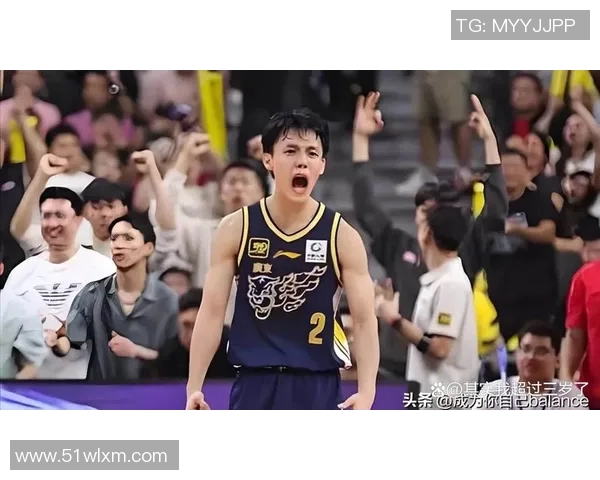 深圳队与上海队的精彩对决回放CBA赛季巅峰之战全景回顾